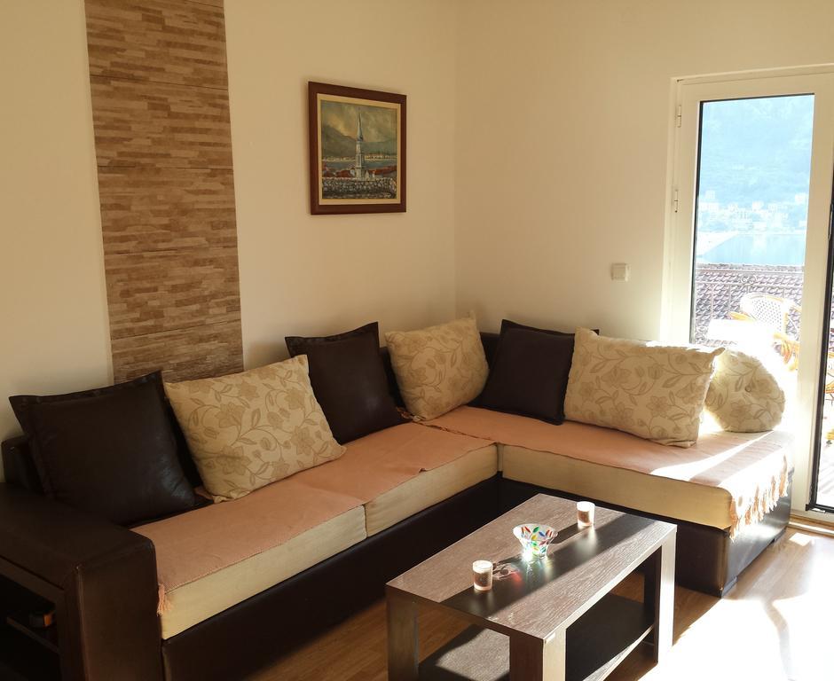 Apartments Lazarevic Kotor Habitación foto